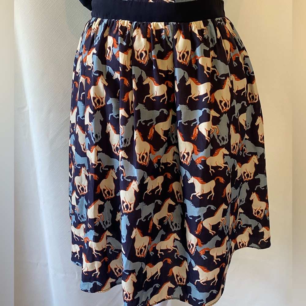 Pink Martini The Runaway Summer Dress Sleeveless Open Back Horse Print  XS - Picture 3 of 16